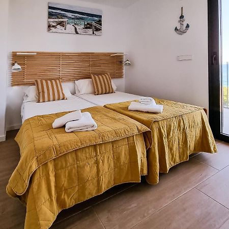 Modern sea front REEF APARTMENT Alicante Eksteriør billede