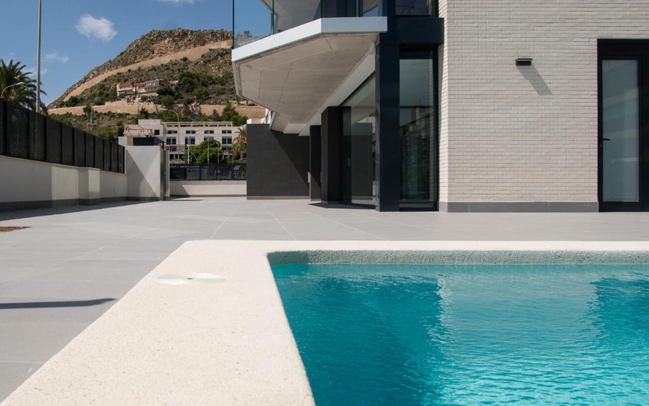 Modern sea front REEF APARTMENT Alicante Eksteriør billede